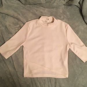 Size medium Cropped turtle neck top